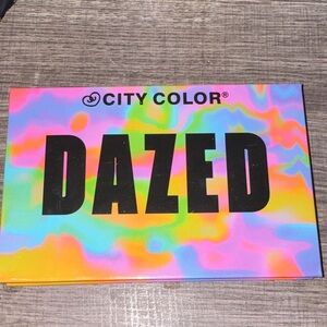 City Color Dazed Multicolor glitter Palette